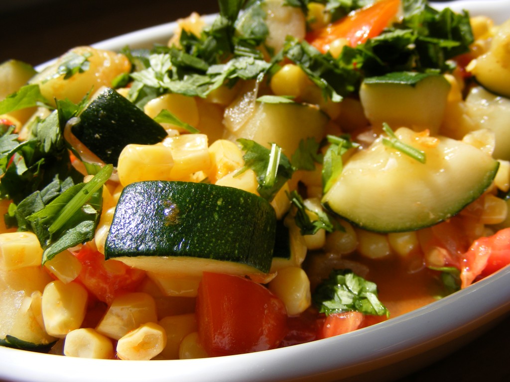 Calabacitas con elote 