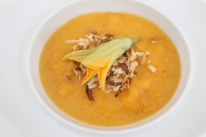 Sopa de Flor de Calabaza