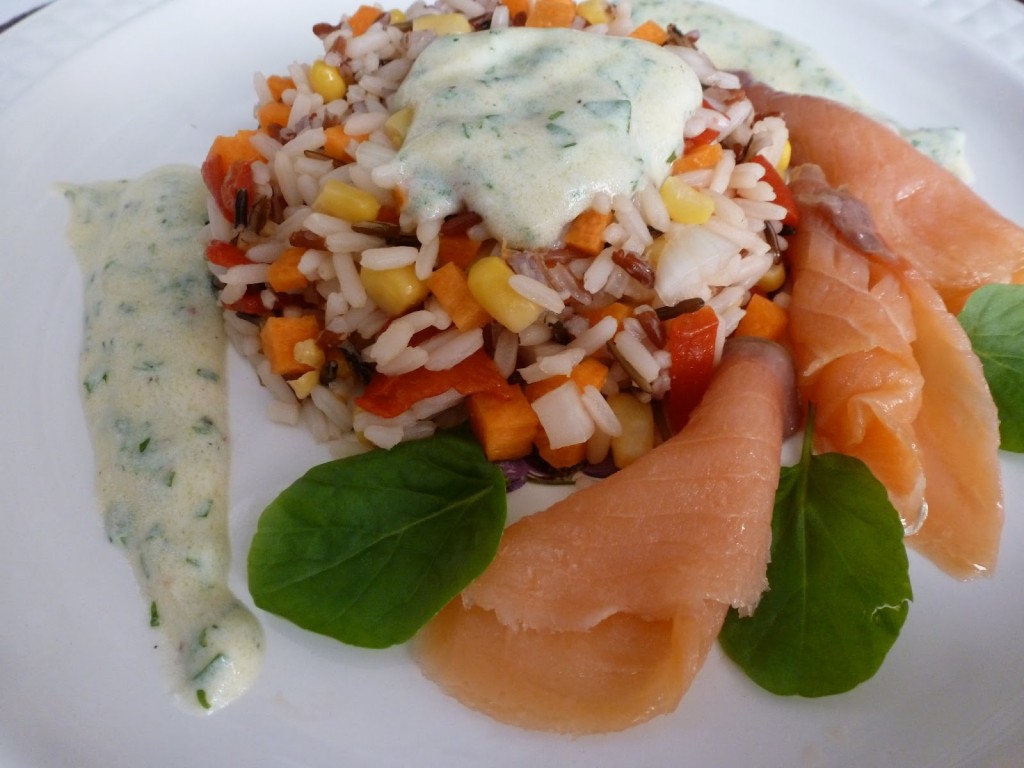 Salmón con arroz salvaje