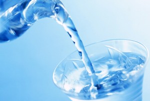 Agua Alcalina: ¡Beneficios reales! ¿o promesas?