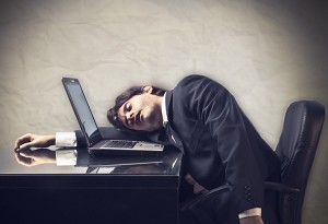 Karoshi: Muerte por exceso de trabajo.