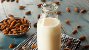 4 Tipos de Leche vegetal light