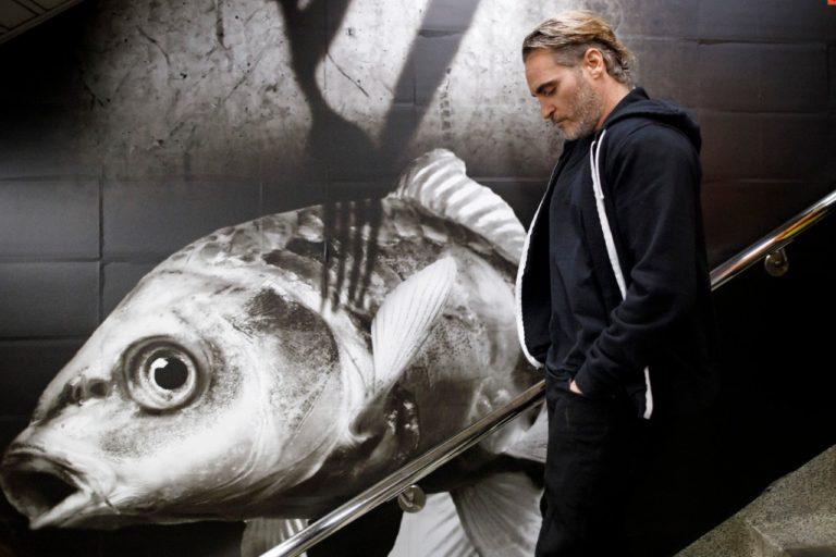 Joaquin Phoenix contra de volver a la normalidad